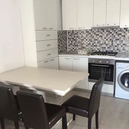 Apartmán Teo Năvodari
